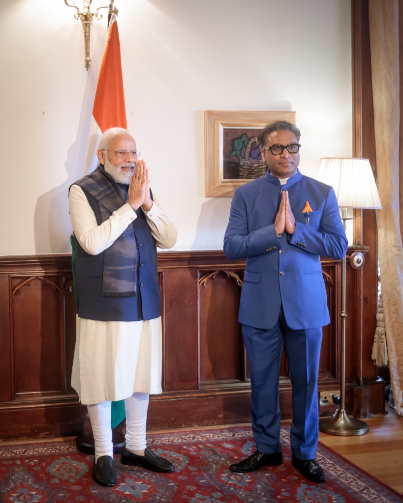 PM-with-pm